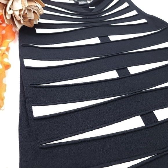 Etcetera Black White Banded Body Contour Dress Sz Small - Picture 14 of 14